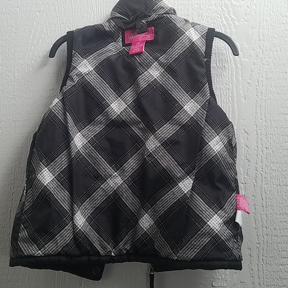 Weatherproof Vest - Picture 5 of 5